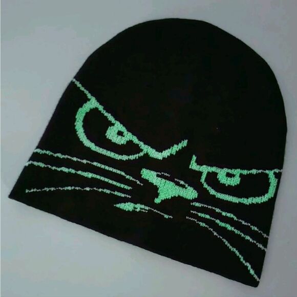 Grumpy Cat Knit Beanie - Picture 9 of 9